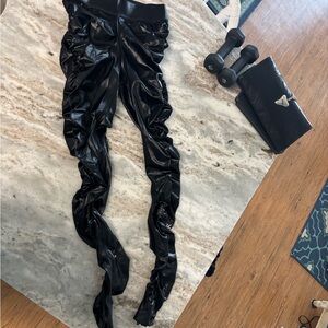 ALO Yoga Black Leggings